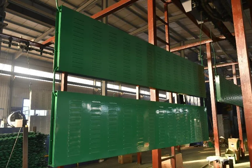 Čo by ste mali vedieť o striekaní plastov